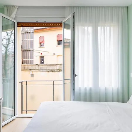 Azzo Gardino N9 Interno 4-2 Apartment