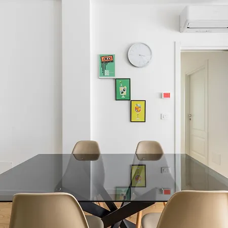 Azzo Gardino N9 Interno 4-2 Apartment *